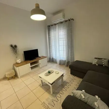Alekas Cozy * Corfu (city)